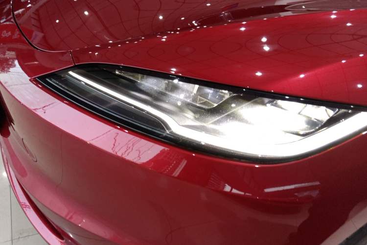 Used Tesla Model 3 2023 Long-Range All-Wheel-Drive Version
