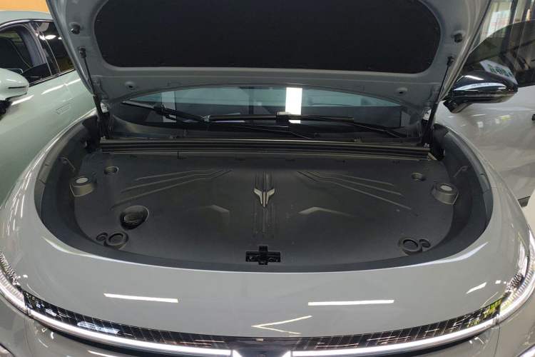 Used VOYAH COURAGE 2024 Long-Range Smart Edition
