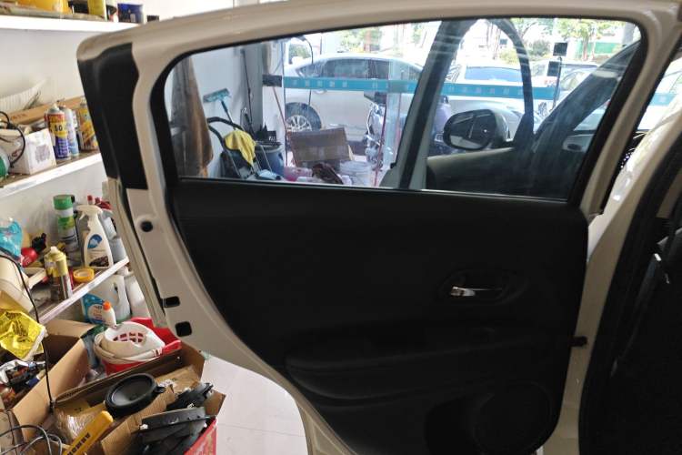 Used Honda Vezel 2015 1.5L CVT two-wheel drive Comfort trim
