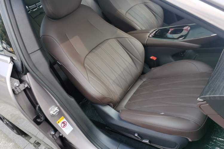 Used  A07 2025 Range-Extended "True Fragrant" Edition 230 Flagship Model