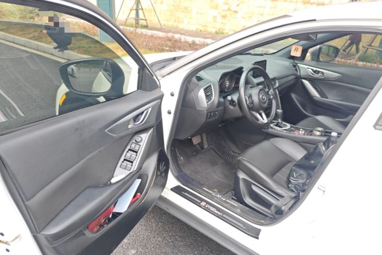 Used Mazda CX-4 2018 2.0L Automatic Two-Wheel Drive Smart Tech Edition China VI
