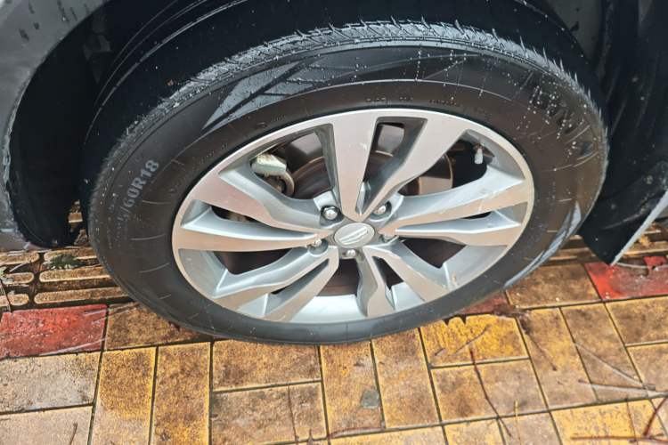 Used Geely Auto Emgrand X7 Sport 2016 1.8TD Automatic All-Wheel Drive Smart Version