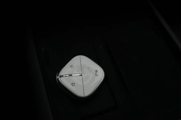 Used Baojun Enjoy 2025 All-Electric 600km Luxury Edition
