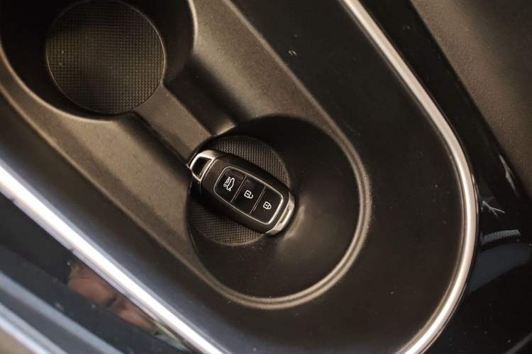 Used Hyundai Elantra 2021 1.5L CVT GLX Elite Edition
