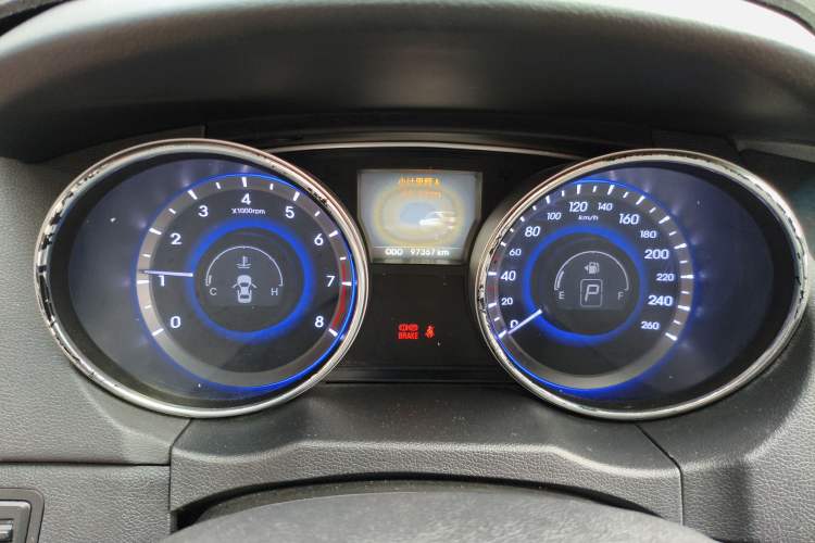 Used Hyundai Sonata 2014 2.0L Automatic Luxury Edition
