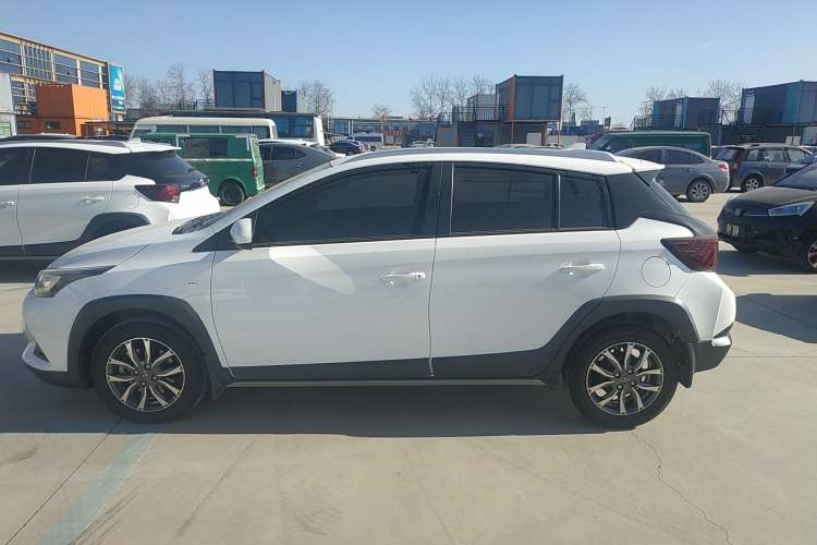 Used Toyota YARiS L 2021 X-Trail 1.5L CVT Luxury Edition
