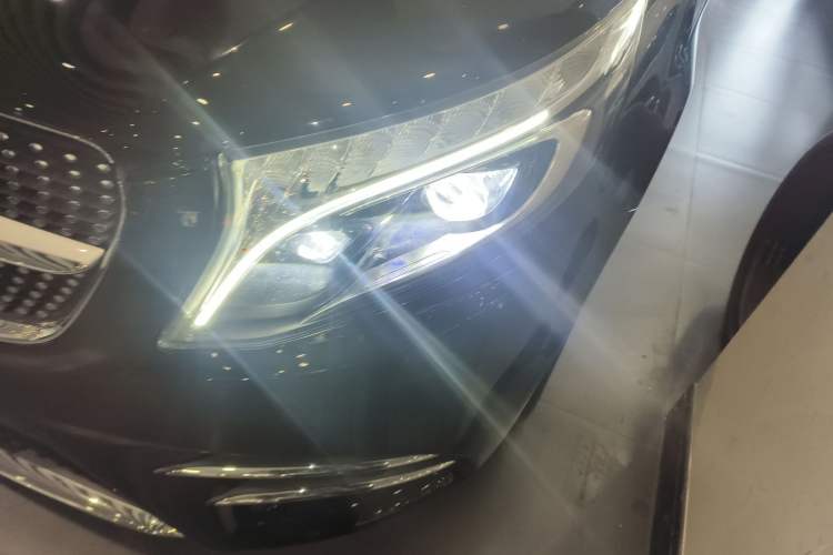 Used Mercedes-Benz V-Class 2020 V 260 L Long-wheelbase Luxury Edition
