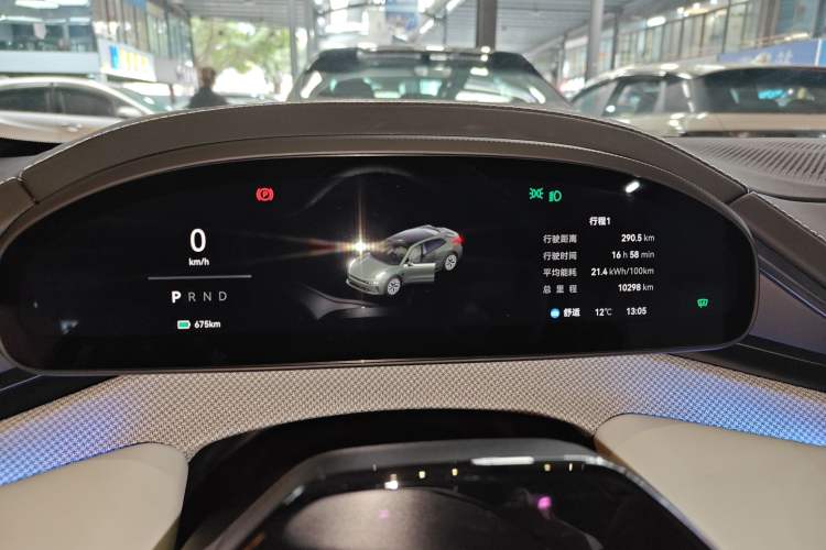 Used Zeekr 001 2025 WE Edition 100 kWh Rear-Wheel Drive
