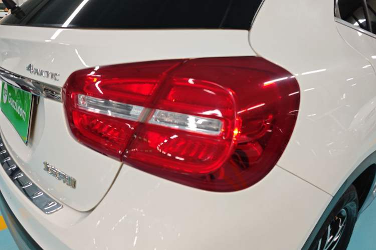 Used Mercedes-Benz GLA 2015 GLA 220 4MATIC Fashion Model