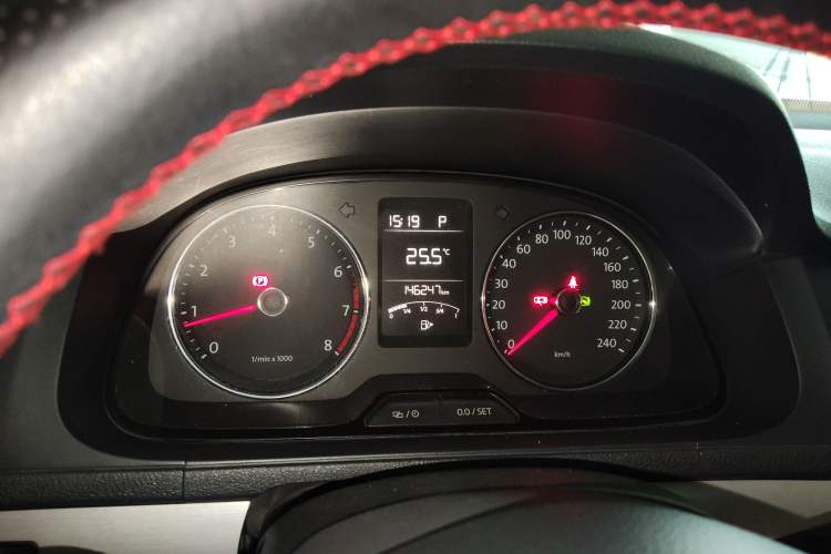 Used Volkswagen Lavida 2013 Revised Version 1.4 TSI DSG Comfort Edition
