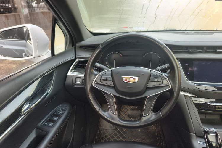 Used Cadillac XT5 2020 28T Luxury Version
