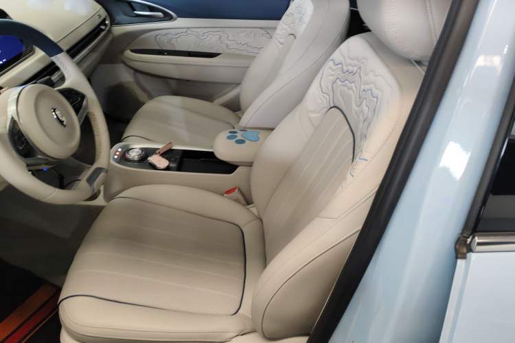 Used ORA Good Cat GT 2022 Mulan Edition 401 km Standard Range
