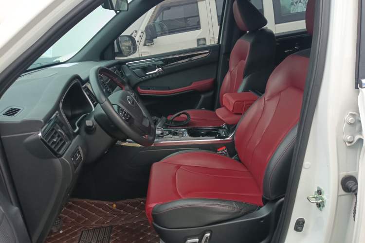 Used SWM G05 2022 PRO 1.5T DCT Luxury Model 7 Seats
