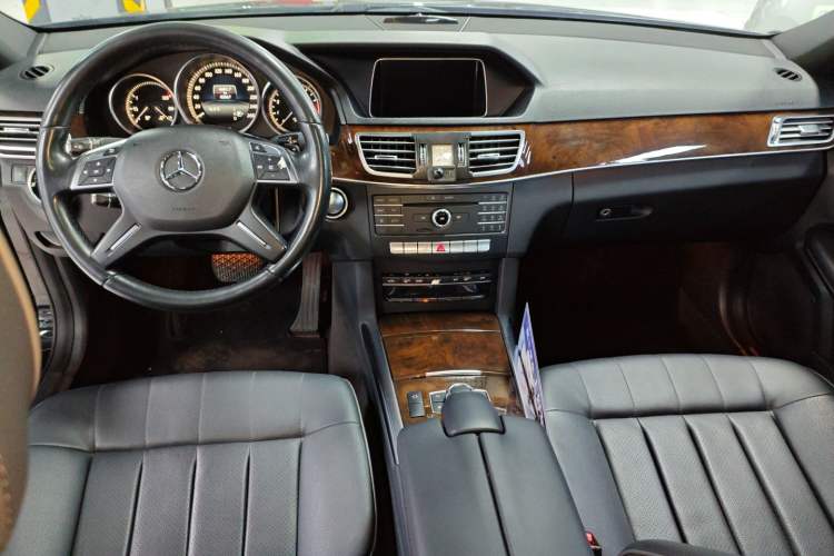 Used Mercedes-Benz E-Class 2015 Revised E 260 L
