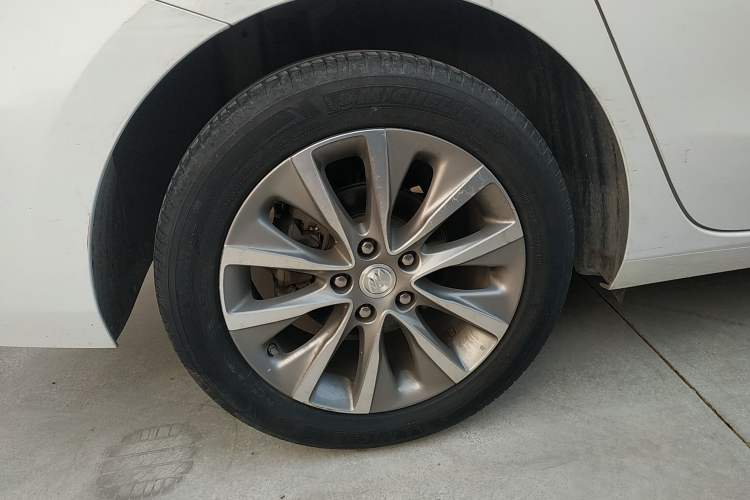 Used Buick GL6 2019 18T 6-Seater Connected Luxury Version China V Standard
