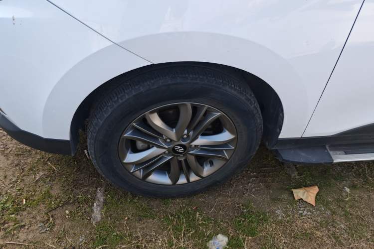 Used Hyundai ix35 2015 2.0L Automatic 2WD Smart Type China IV
