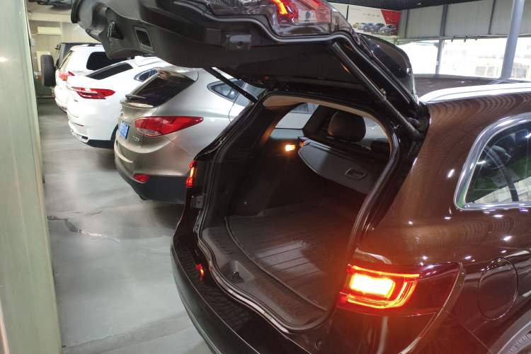 Used Renault Koleos 2017 2.5L Four-Wheel Drive Ultimate Edition
