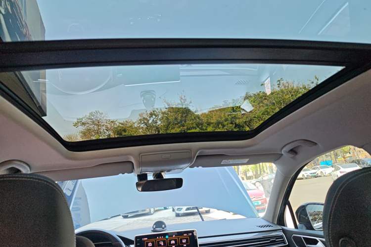 Used Volkswagen Tiguan L 2024 330TSI Automatic Two-Wheel Drive R-Line Enhanced Edition