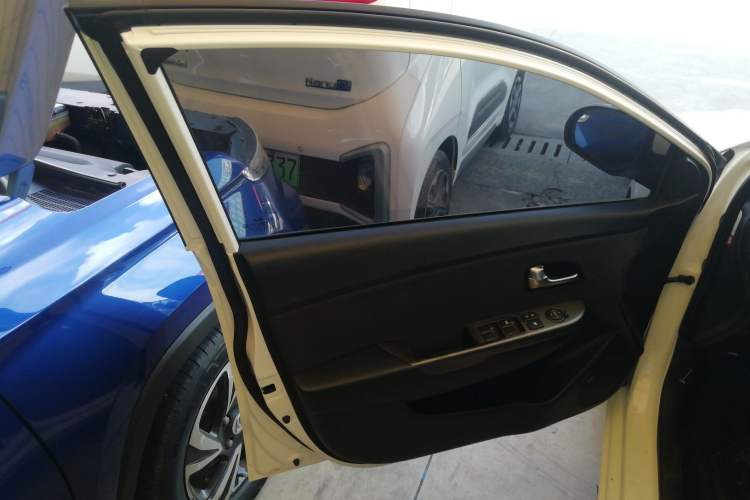 Used Kia K2 2015 Sedan 1.4L Automatic GLS