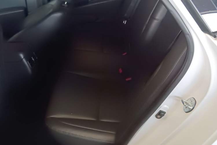 Used Hyundai Mistra 2014 1.8L Automatic Smart GLS
