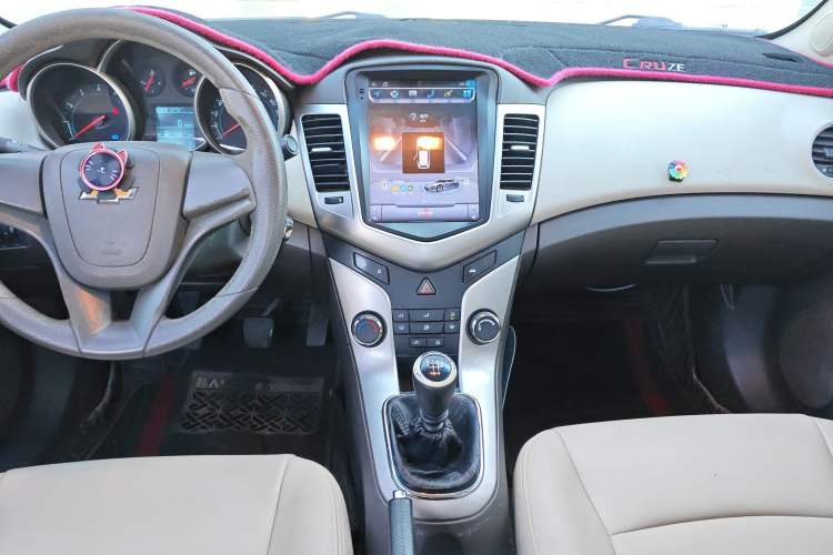 Used Chevrolet Cruze 2015 1.5L Classic SL MT
