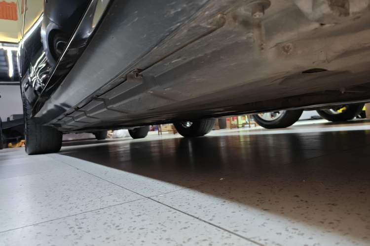 Used Mercedes-Benz R-Class 2017 R 320 4MATIC Business Edition Prestige Model