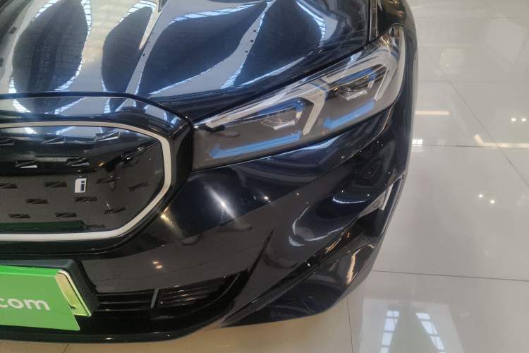 Used BMW i3 2023 eDrive 40 L Midnight Sports Package
