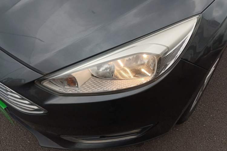 Used Ford Focus 2015 Sedan 1.6L Automatic Trend Model