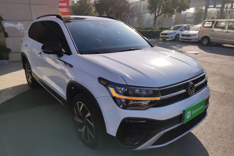 Used Volkswagen Tharu 2023 300TSI Two-Wheel-Drive Moon Luxury Edition