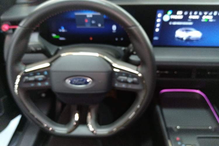 Used Ford Mondeo 2023 1.5T E-Hybrid ST-Line
