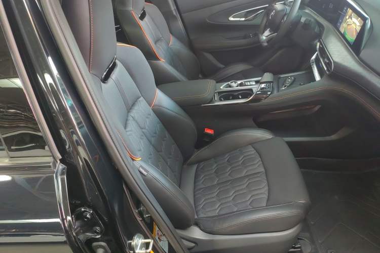 Used Changan UNI-T 2022 1.5T Prestige Version
