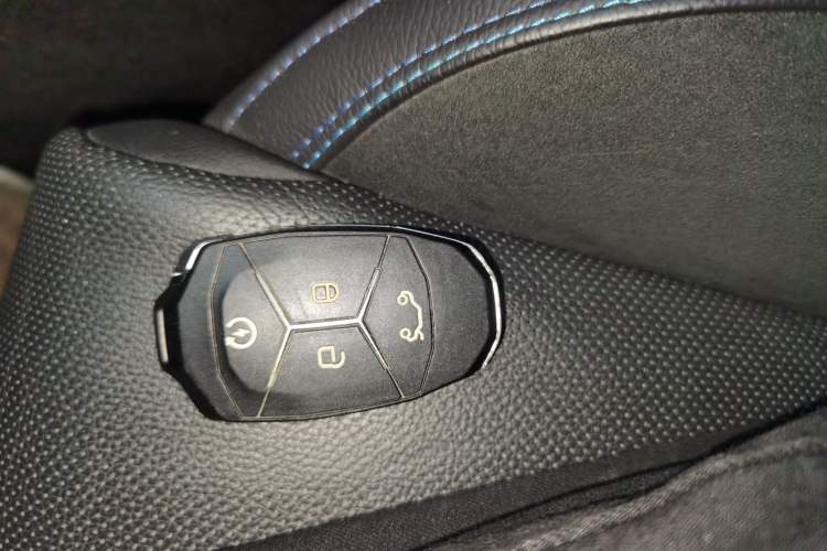 Used Lynk & Co 01 EM-P 2018 1.5T PHEV Jing Guo V