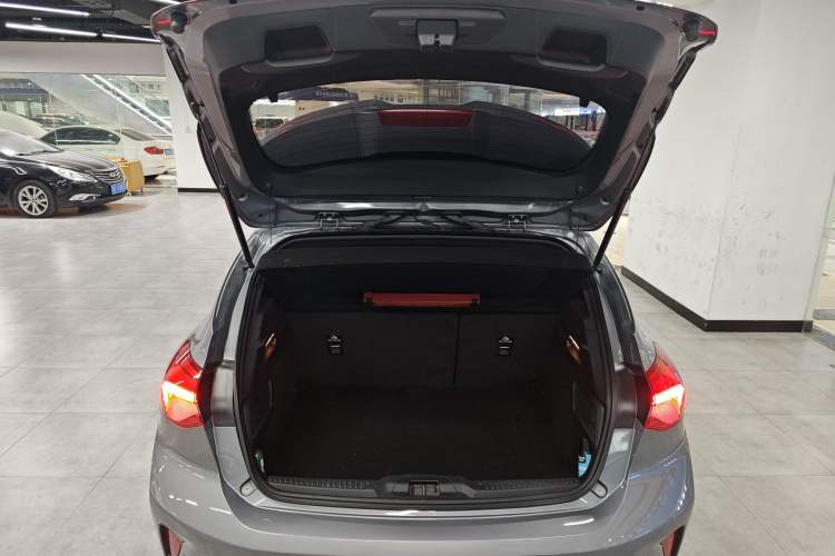 Used Ford Focus 2022 Hatchback EcoBoost 180 Automatic ST Line