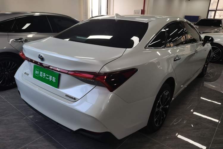 Used Toyota Avalon 2022 Dual-Engine 2.5L Luxury Edition