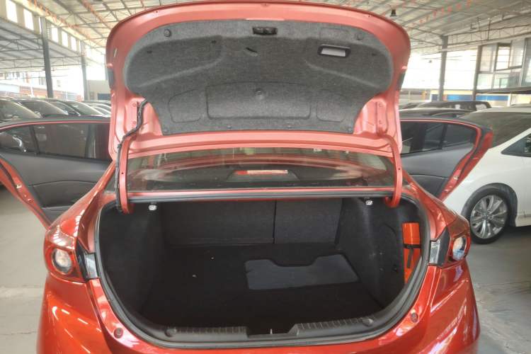 Used Mazda Mazda 3 Axela 2017 Sedan 1.5L Automatic Comfort Model Emission Standard China V