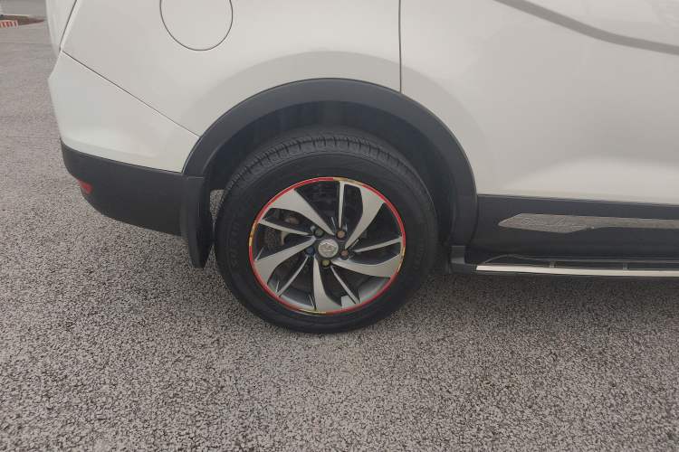 Used Baojun 560 2016 1.8L iAMT Luxury Model