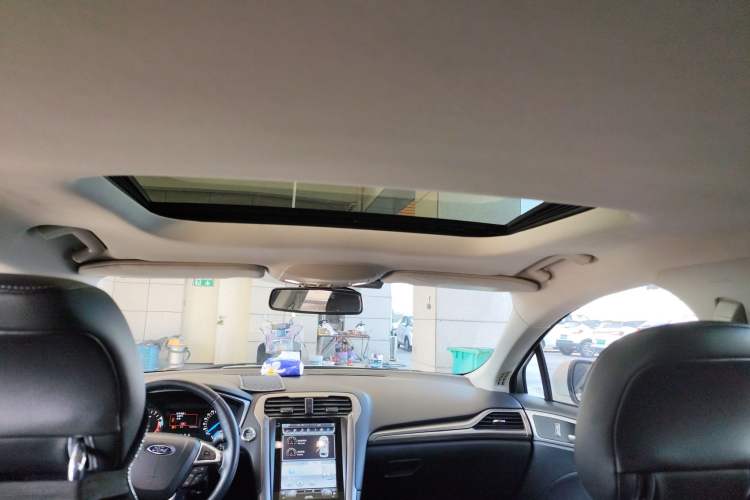 Used Ford Mondeo 2017 EcoBoost 180 Stylish Model
