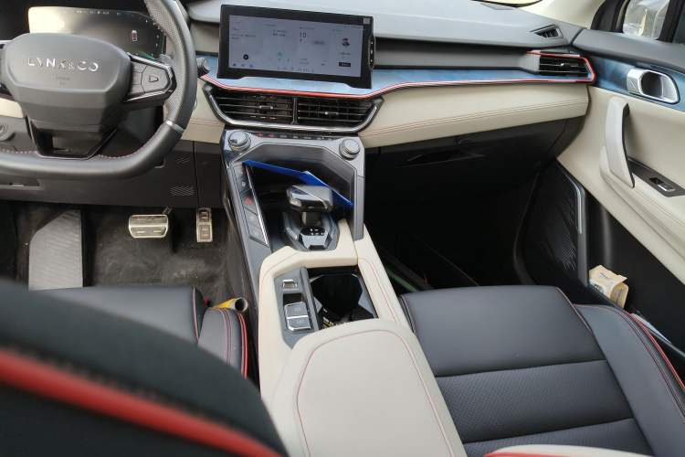 Used Lynk & Co 06 2020 1.5T YAO Halo

