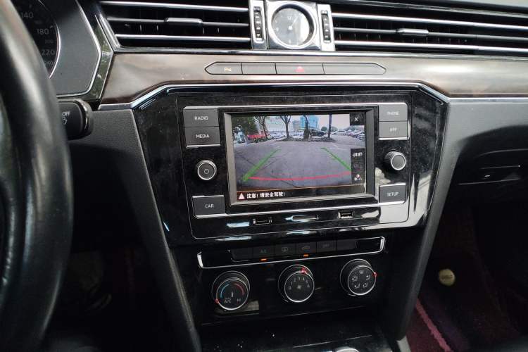 Used Volkswagen Magotan 2019 330TSI DSG Leading Model China VI Standard
