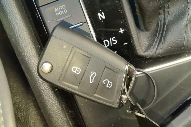 Used Volkswagen Tiguan L 2024 330TSI Automatic Two-Wheel Drive R-Line Enhanced Edition