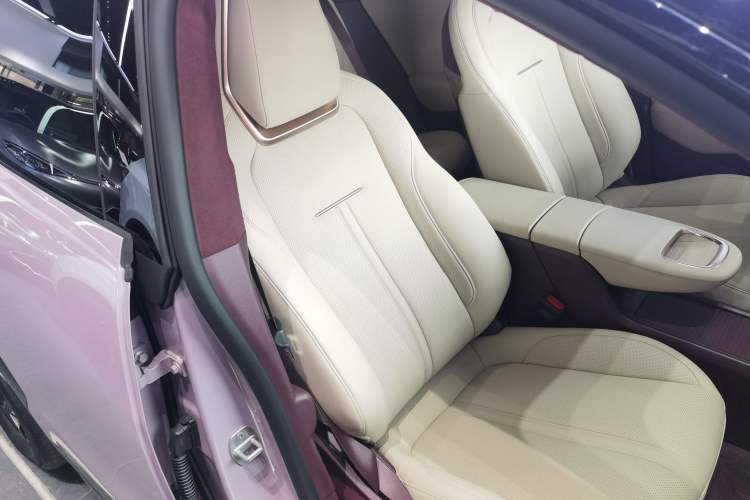 Used Zeekr X 2025 5-Seater Rear-Drive Version
