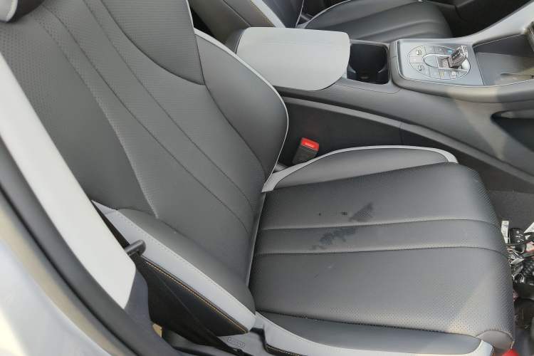 Used BYD Sealion 05 DM-i 2025 DM-i Intelligent Driving 75KM Prestige Model
