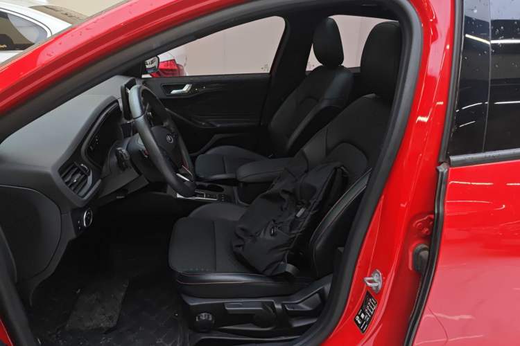 Used Ford Focus 2020 Hatchback EcoBoost 180 Automatic ST Line
