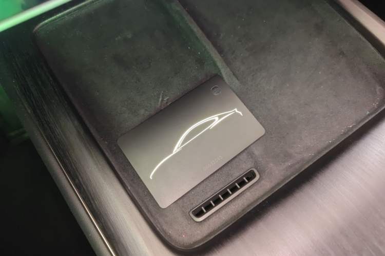 Used  SU7 2024 Rear-Drive Standard Founder Edition