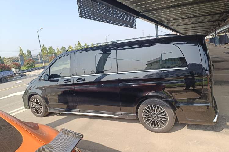 Used Mercedes-Benz V-Class 2018 V 260 L Prestige Extended Version China VI
