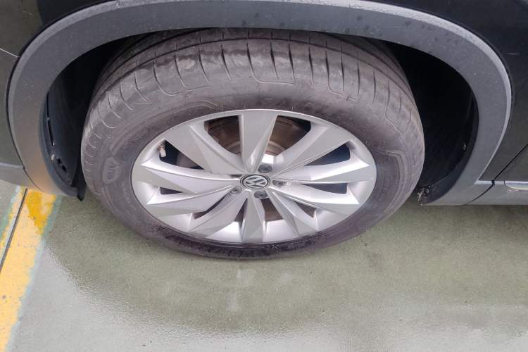 Used Volkswagen Tayron 2020 330TSI Two-Wheel Drive Luxury Connected Pro Edition
