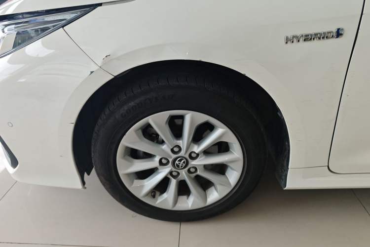 Used Toyota Corolla 2021 Dual-Motor 1.8L E-CVT Elite Edition
