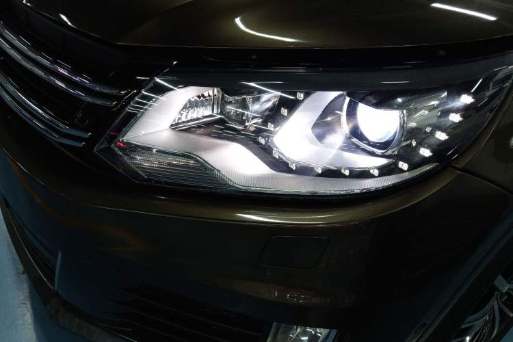 Used Volkswagen Tiguan L 2015 2.0 TSI Automatic All-Wheel Drive Flagship Edition