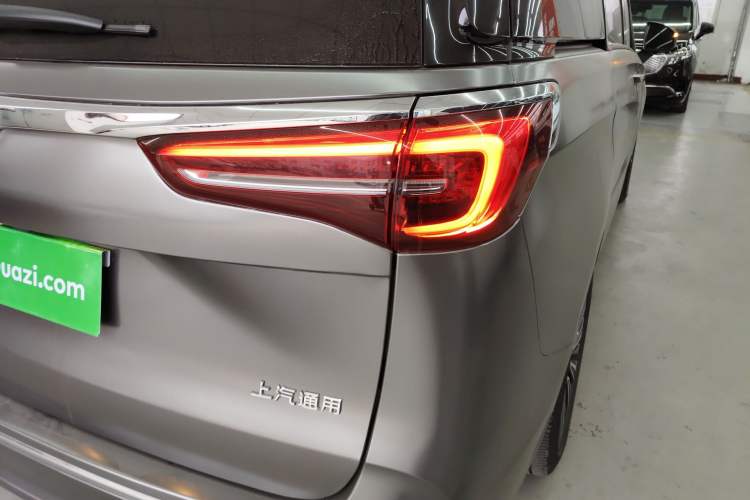 Used Buick GL8 2022 ES Land Cruiser 653T Luxury Model
