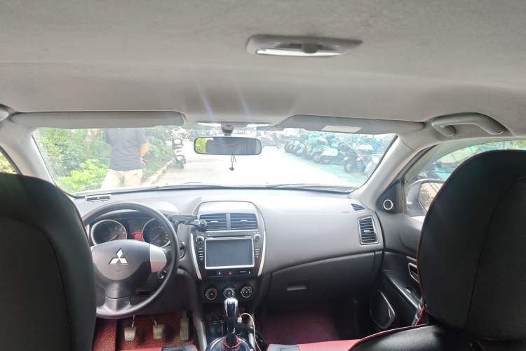 Used Mitsubishi ASX 2013 1.6L Manual Two-Wheel Drive Standard Edition
